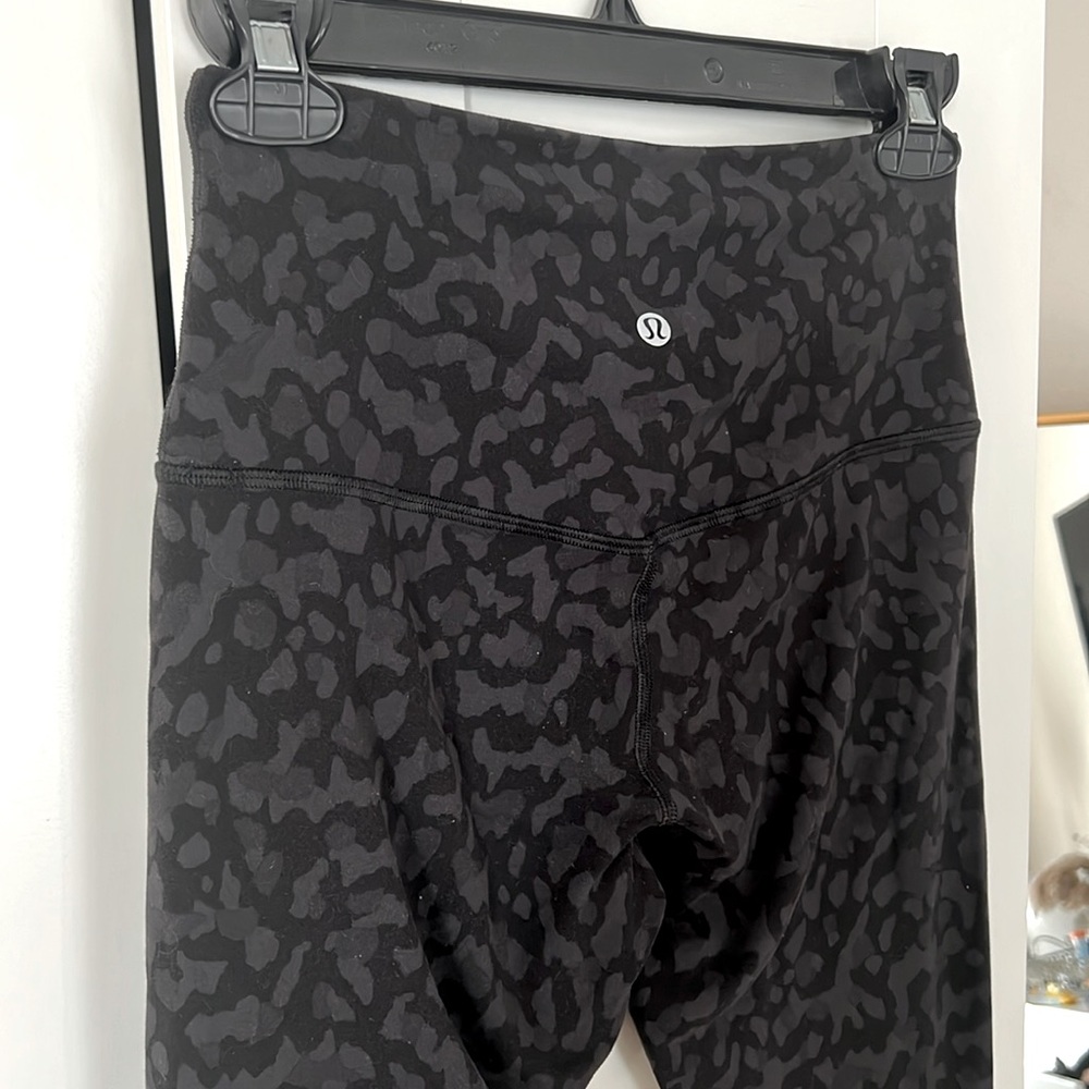 Lululemon Align high rise pant 28”